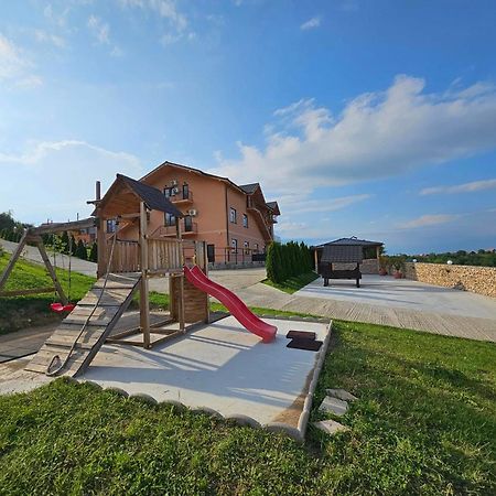 Hotel Casa Galu Nicoresti Zewnętrze zdjęcie